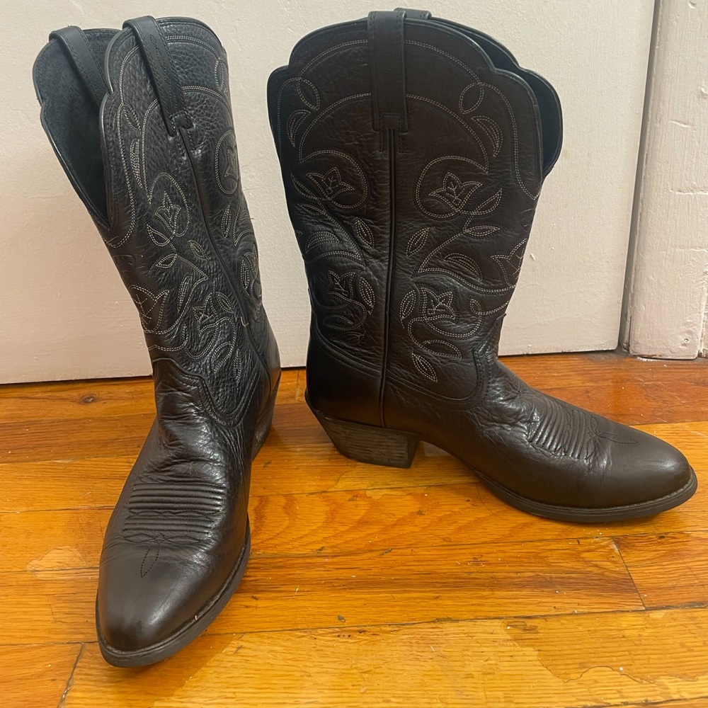 Ariat women's heritage western boot